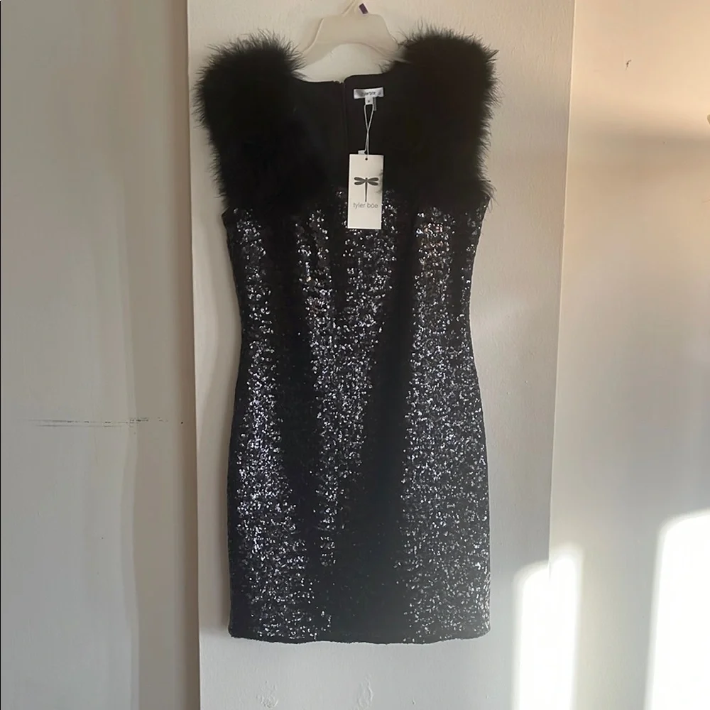 Tyler Boe Black Sequence Cocktail Dress with Fur embellishments. - Picture 4 of 6